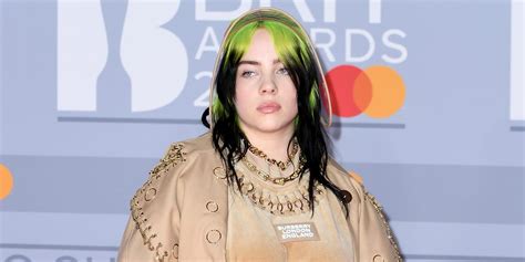 Billie Eilish se desnuda ante su público para protestar sobre las ...